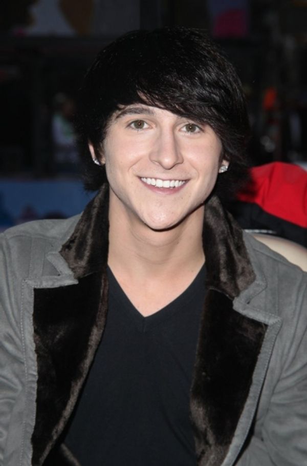 Mitchell Musso Photo