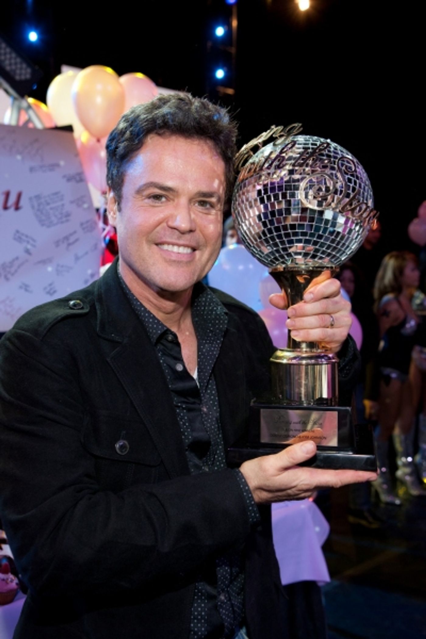 Photo Coverage: Donny Osmond Celebrates 'Dancing with the Stars' Win at the Donny & Marie Show  Image