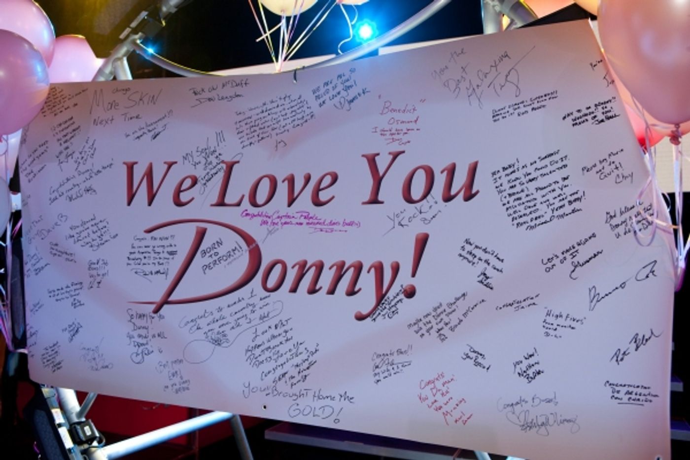 Photo Coverage: Donny Osmond Celebrates 'Dancing with the Stars' Win at the Donny & Marie Show  Image