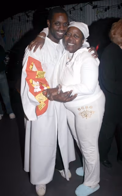 Adesola Osakalumi (Gypsy Robe Winner - FELA !) & Lilias White Photo