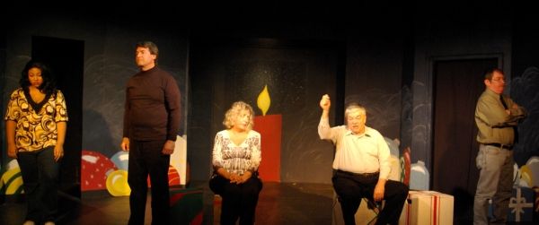 Samantha McKewen (Laurel), Ken Krintz (Laurel), Maureen Rogers (Laurel), Dan Staicer  Photo