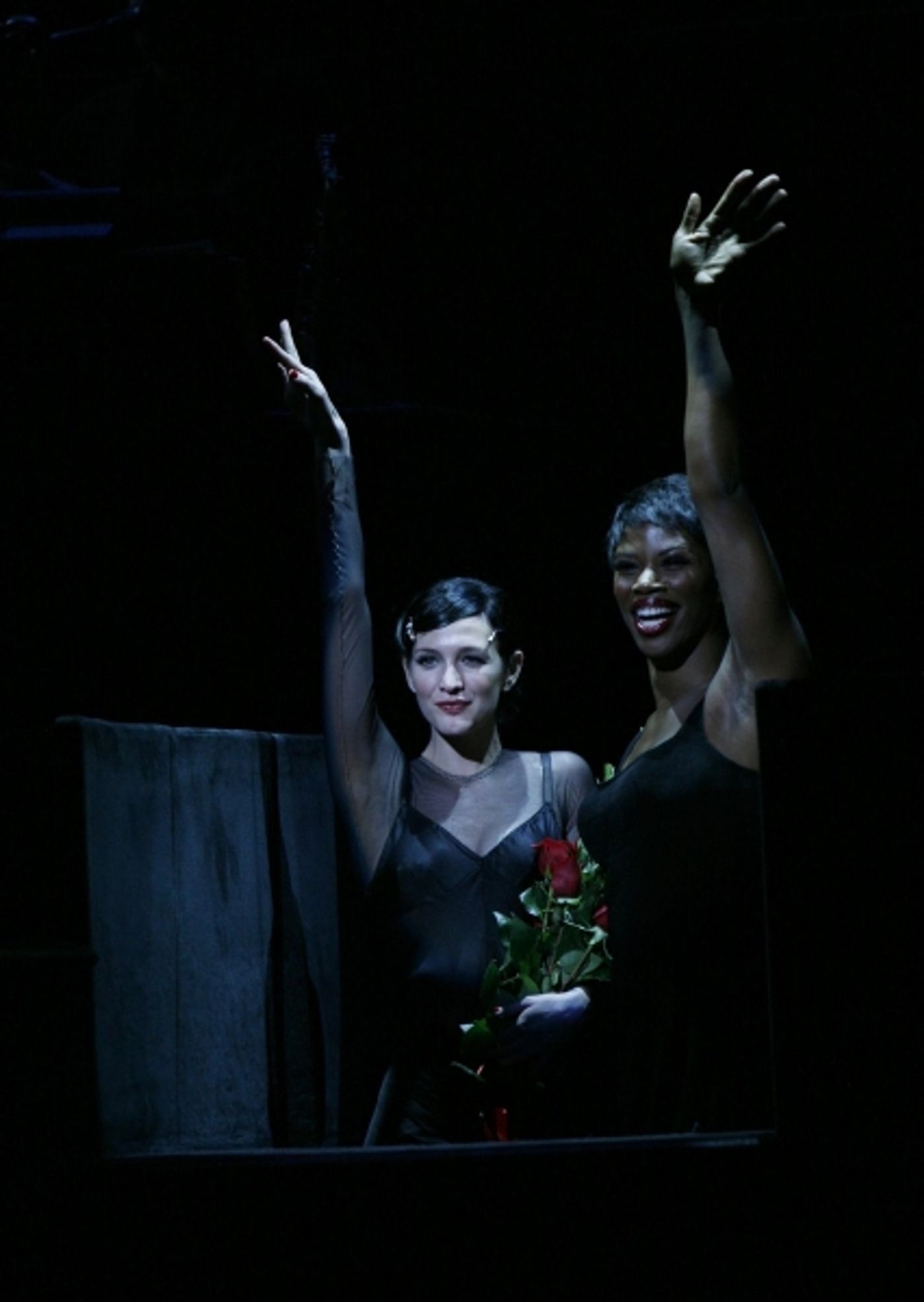 Photo Coverage: Ashlee Simpson-Wentz Debuts in CHICAGO! Photo Coverage: Ashlee Simpson-Wentz Debuts in CHICAGO! Image