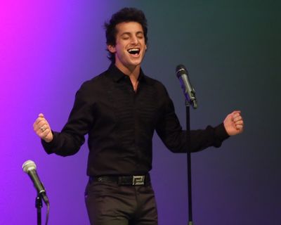 Frankie James Grande Photo