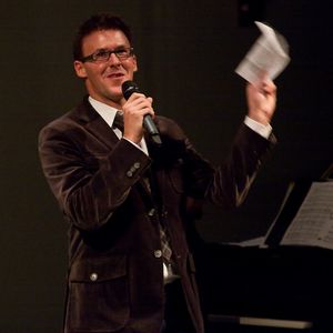 Michael Buckley Photo