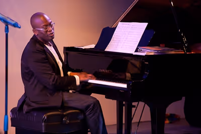 Tituss Burgess Photo