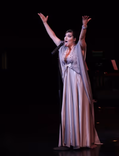 Shoshana Bean Photo