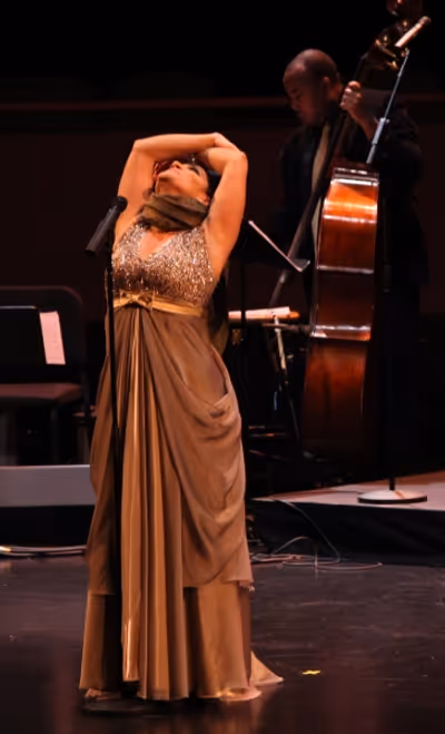 Shoshana Bean
 Photo
