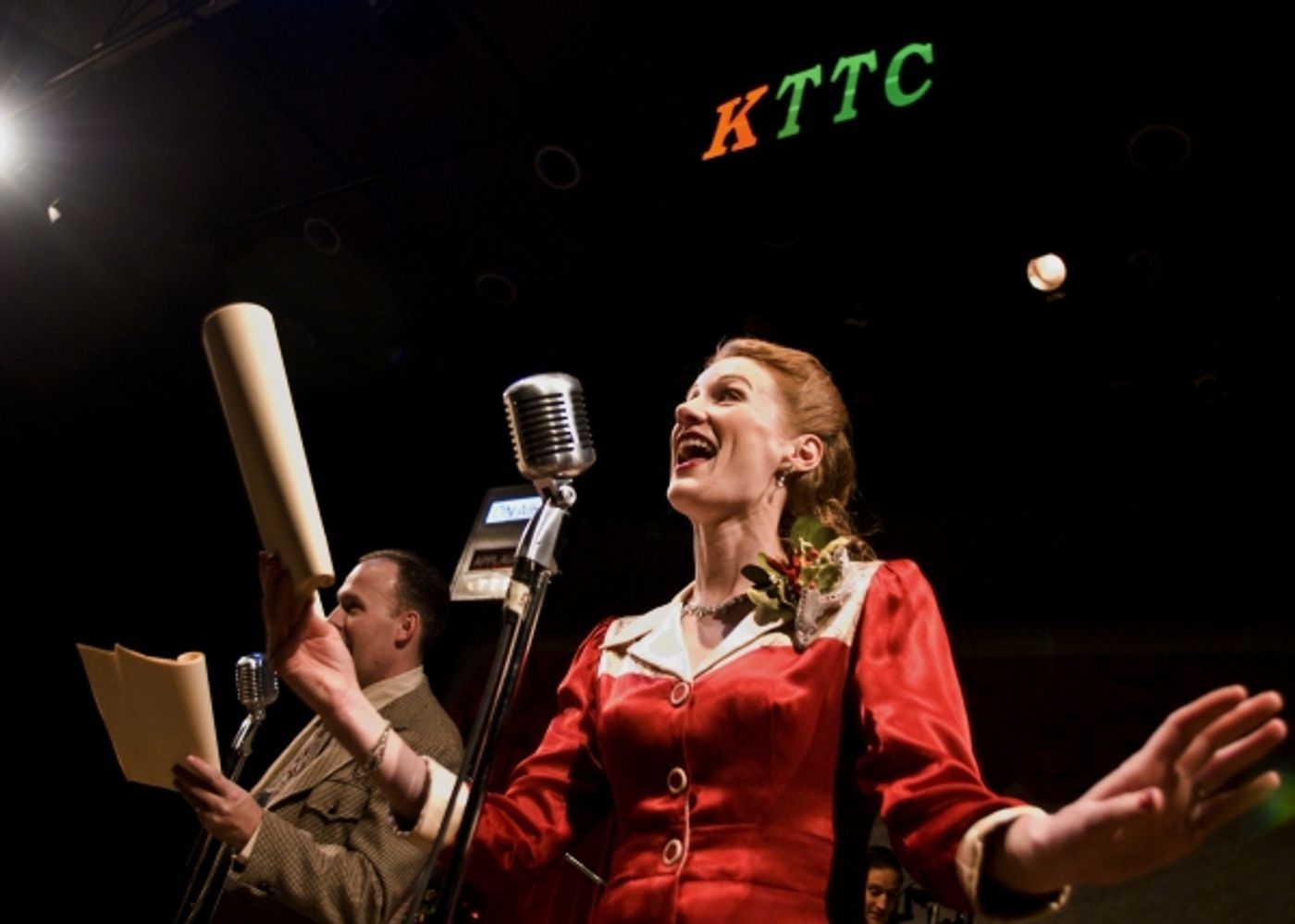 Photo Flash: IT'S A WONDERFUL LIFE: A LIVE RADIO PLAY at Taproot Theatre  Image