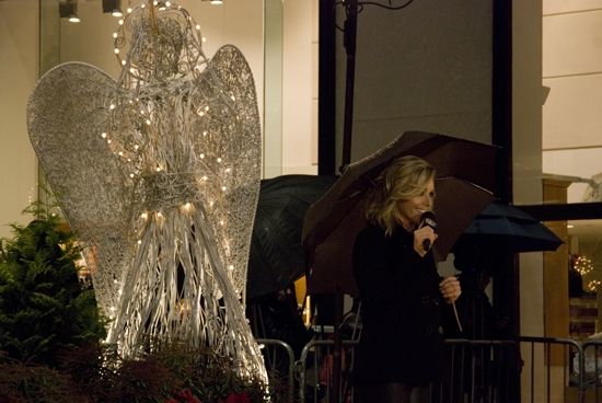Photo Coverage: 2009 Rockefeller Christmas Tree Lighting! — photo 3 of 43