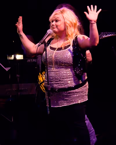 Carly Jibson Photo