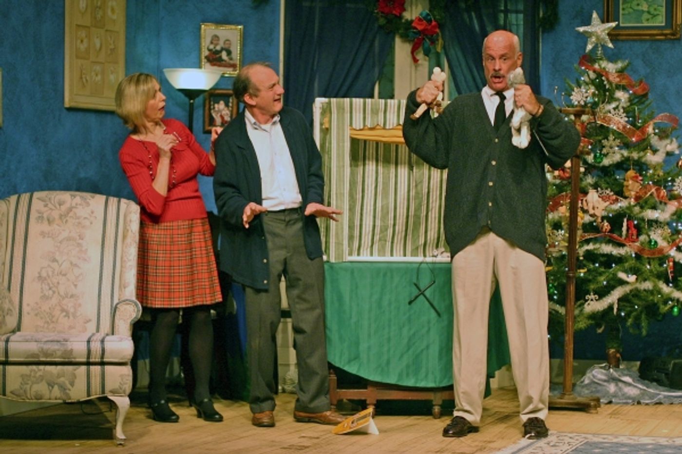Photo Flash: SEASON'S GREETINGS at TheatreWorks New Milford Photo Flash: SEASON'S GREETINGS at TheatreWorks New Milford Image