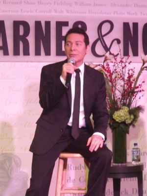 Michael Feinstein 1376 @ BroadwayWorld Michael Feinstein 1376 Photo