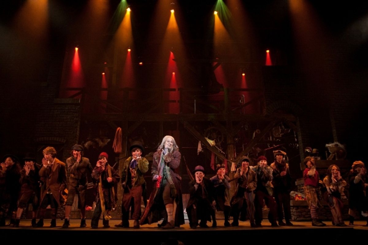 Hugh Panaro and Ensemble at 