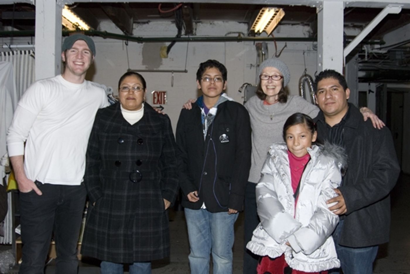 Photo Coverage: SUPERIOR DONUTS Greets Francisco Hernandez and Family  Image