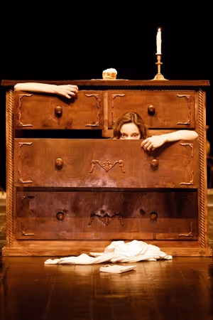 Aurelia Thierree Photo