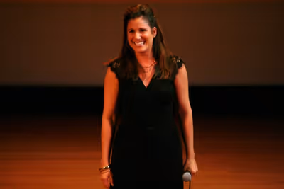 Stephanie J. Block Photo