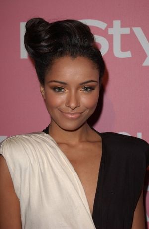 Katerina Graham @ BroadwayWorld Katerina Graham Photo