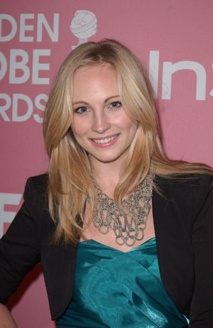  Candice Accola  Photo