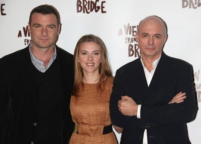 Liev Schreiber, Scarlett Johansson and Gregory Mosher Photo