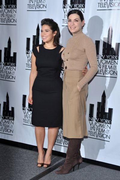  America Ferrera & Julianna Margulies  Photo