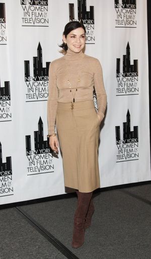 Julianna Margulies @ BroadwayWorld Julianna Margulies Photo