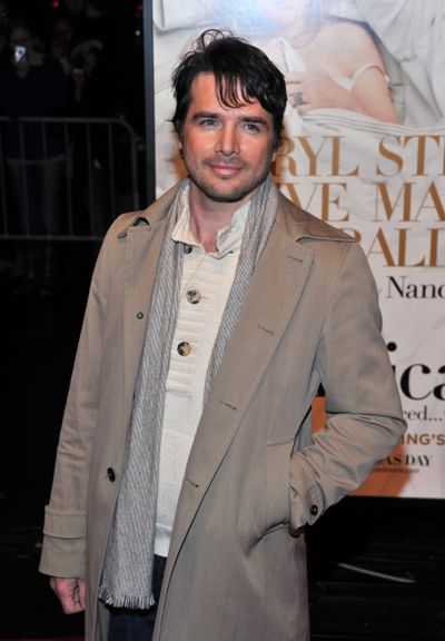 Matthew Settle Photo