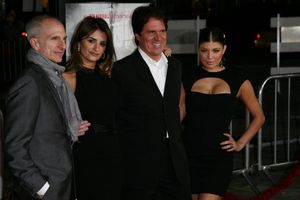 John DeLuca, Penelope Cruz, Rob Marshall, and Stacy "Fergie" Ferguson  Photo