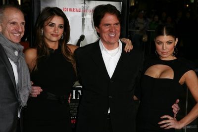 John DeLuca, Penelope Cruz, Rob Marshall, and Stacy "Fergie" Ferguson  Photo