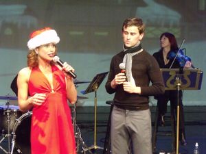 Rachelle Rak and Daniel Reichard @ BroadwayWorld Rachelle Rak and Daniel Reichard Photo