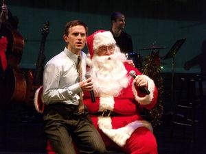 Robert Ousley as Santa and Cass Morgan and Daniel Reichard @ BroadwayWorld Robert Ousley as Santa and Cass Morgan and Daniel Reichard Photo