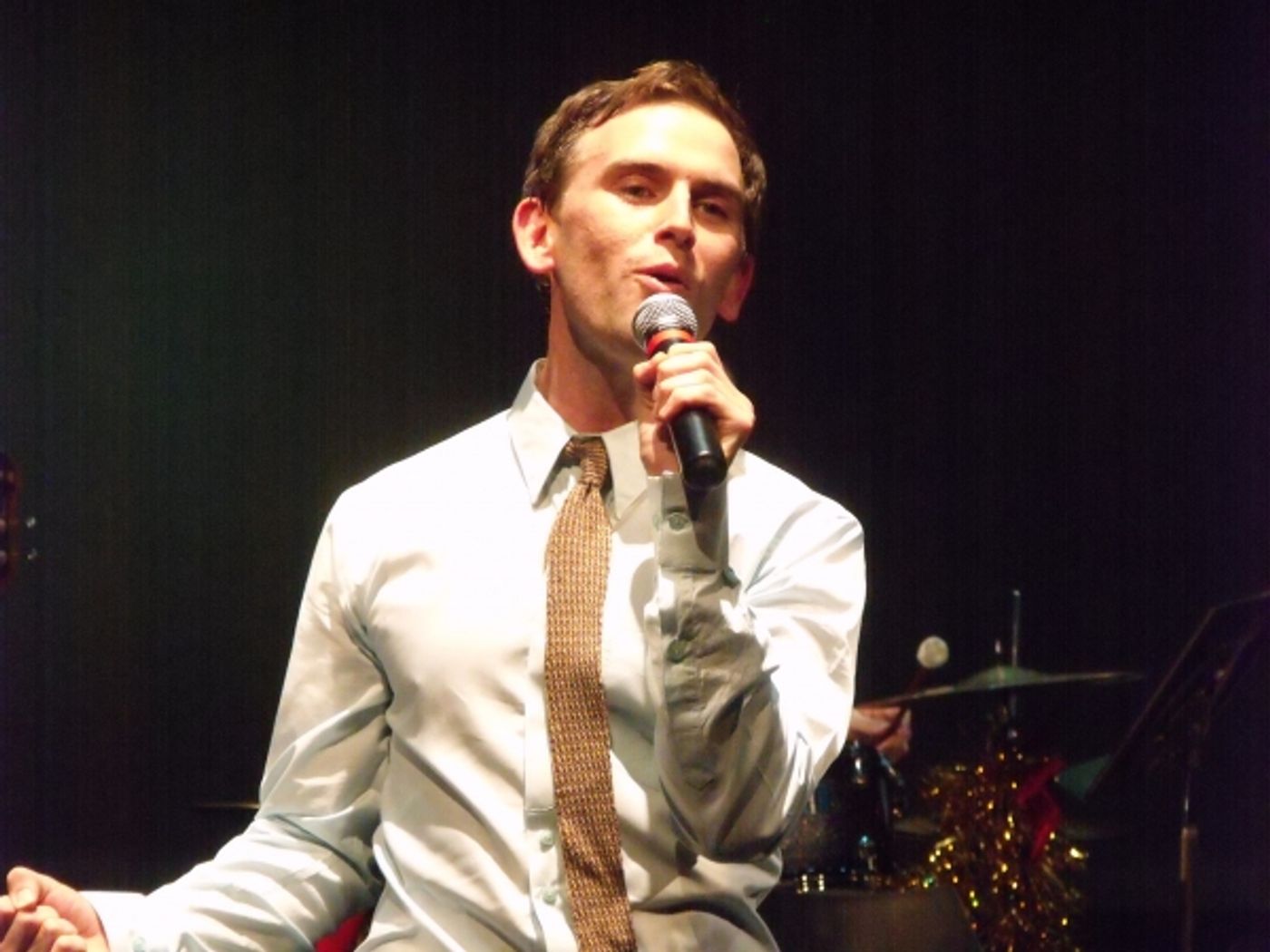 Photo Coverage: Daniel Reichard's 'Gettin' on the Good List' Christmas Show  Image
