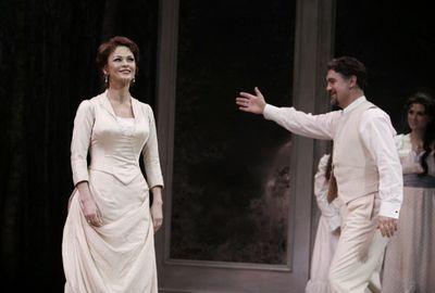 Alexander Hanson & Catherine Zeta-Jones Photo