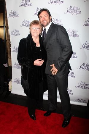 Hugh Jackman with his mother in-law
 Photo