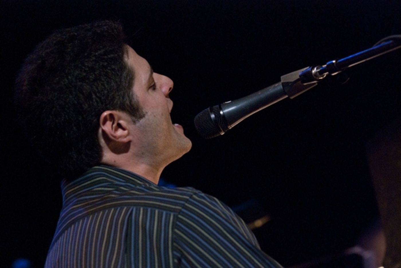 Photo Coverage: 'Broadway Sings For Outreach' Holiday Concert  Image