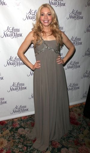  Leigh Ann Larkin  Photo