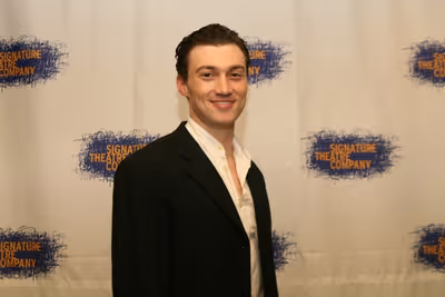 Bryce Pinkham Photo