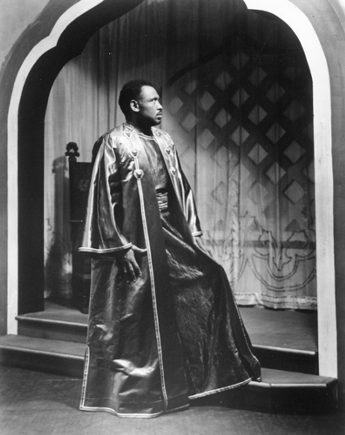 Paul Robeson appears in Othello, with Jose Ferrer and FerrerÃ¢â‚¬â„¢s wife, Uta Hagen, on the Geary Theater stage in 1945. at 