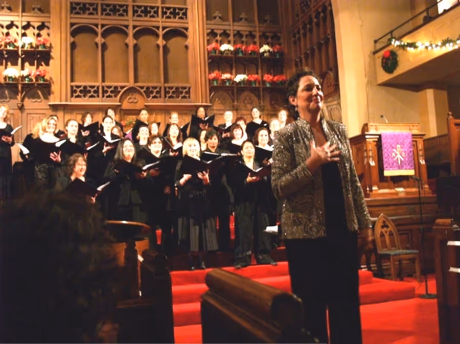Photo Flash: Vox Femina Gets Their Yule On Image