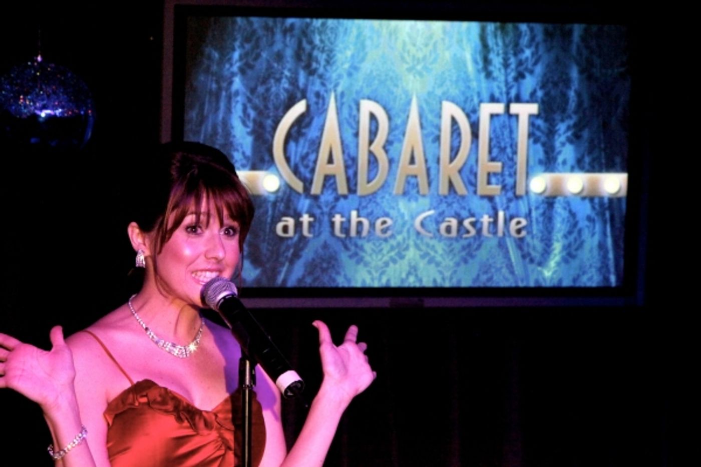 Photo Flash: Cabaret at the Castle Holds Homage To a Festive Season, Benefits Toys For Tots  Image