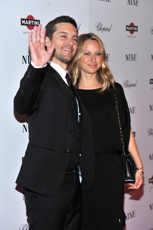 Tobey Maguire and wife Jennifer Meyer Maguire @ BroadwayWorld Tobey Maguire and wife Jennifer Meyer Maguire Photo