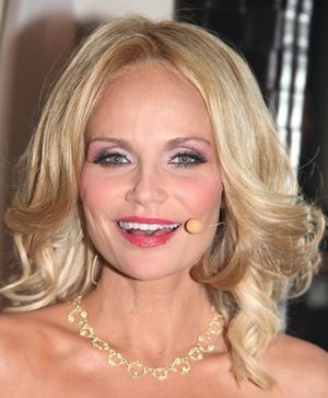 Kristin Chenoweth @ BroadwayWorld Kristin Chenoweth Photo