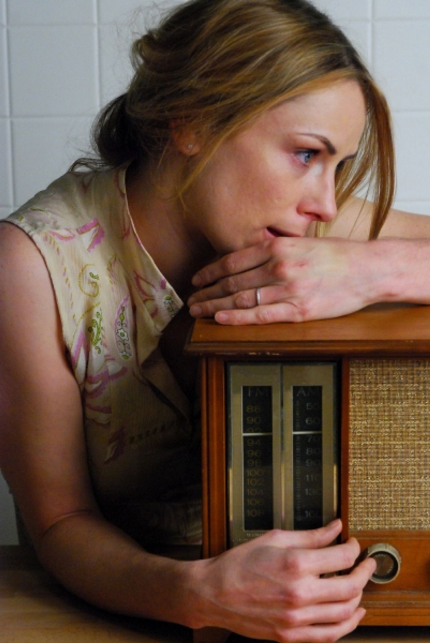 Photo Flash: Lifeline Theatre Presents MRS. CALIBAN Photo Flash: Lifeline Theatre Presents MRS. CALIBAN Image