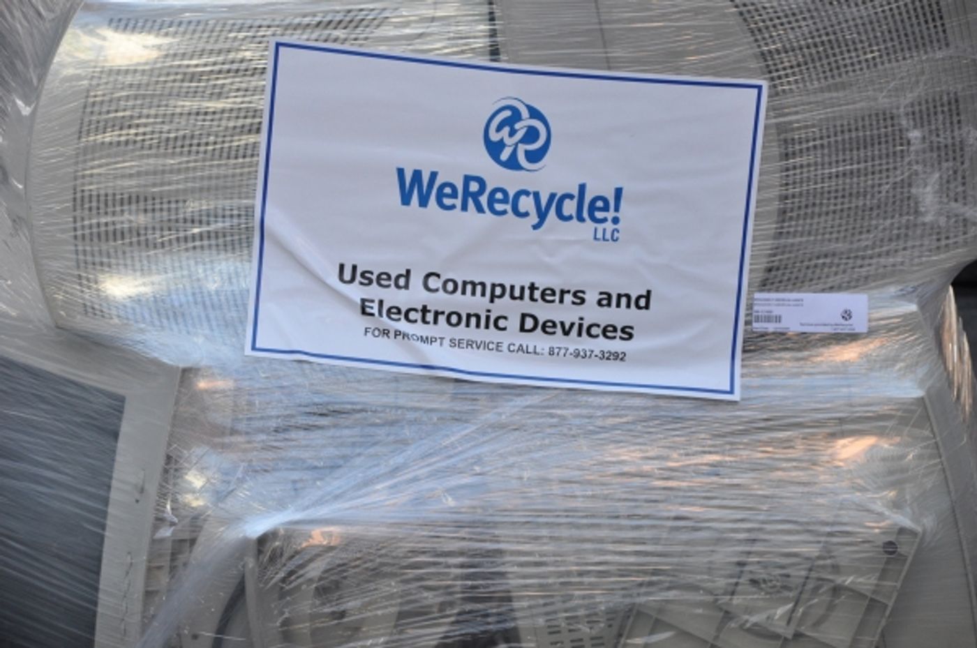Photo Coverage: Broadway Green Alliance E-Waste Collection Photo Coverage: Broadway Green Alliance E-Waste Collection Image