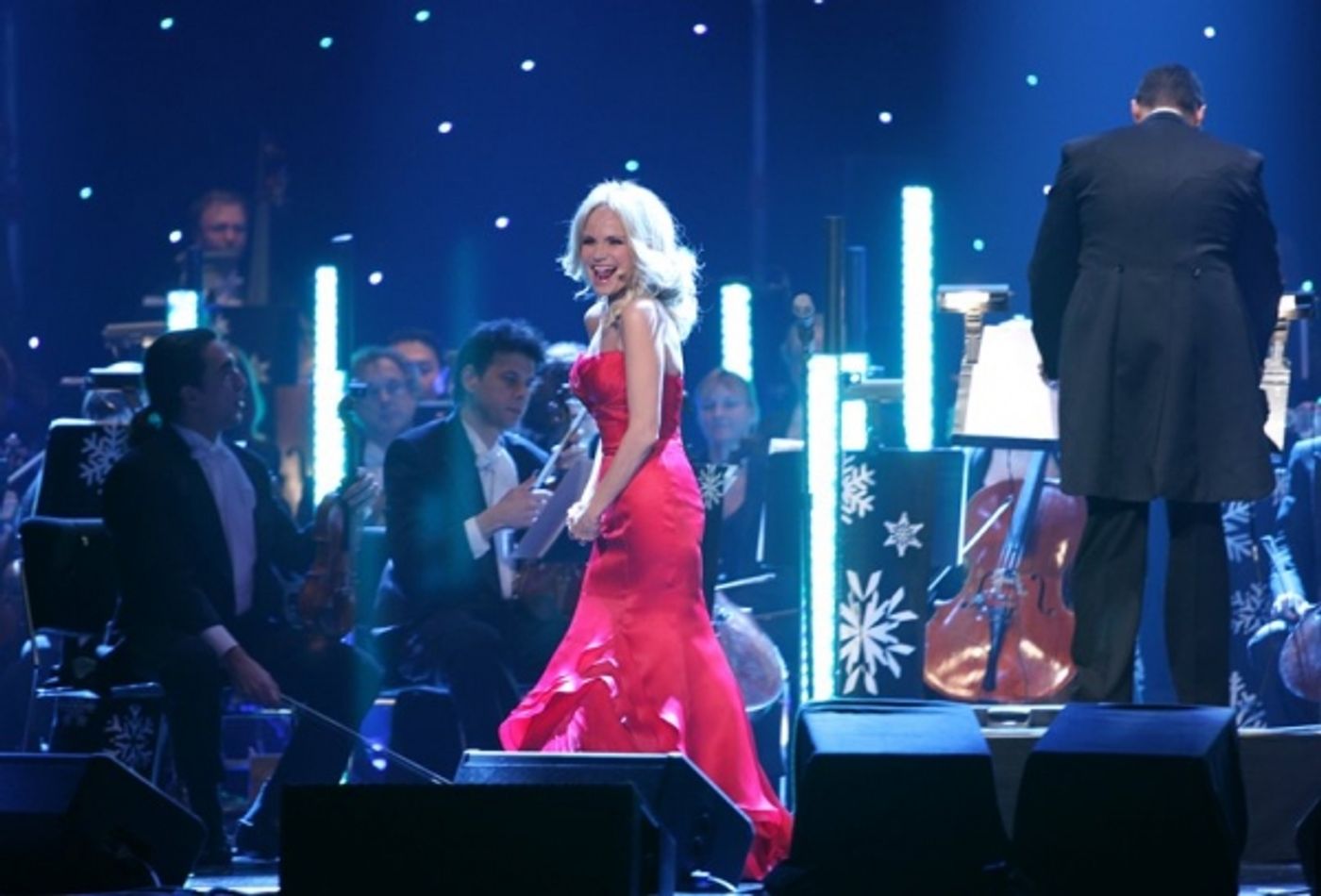 Exclusive Performance Coverage: Il Divo & Kristin Chenoweth Holiday Concert  Image