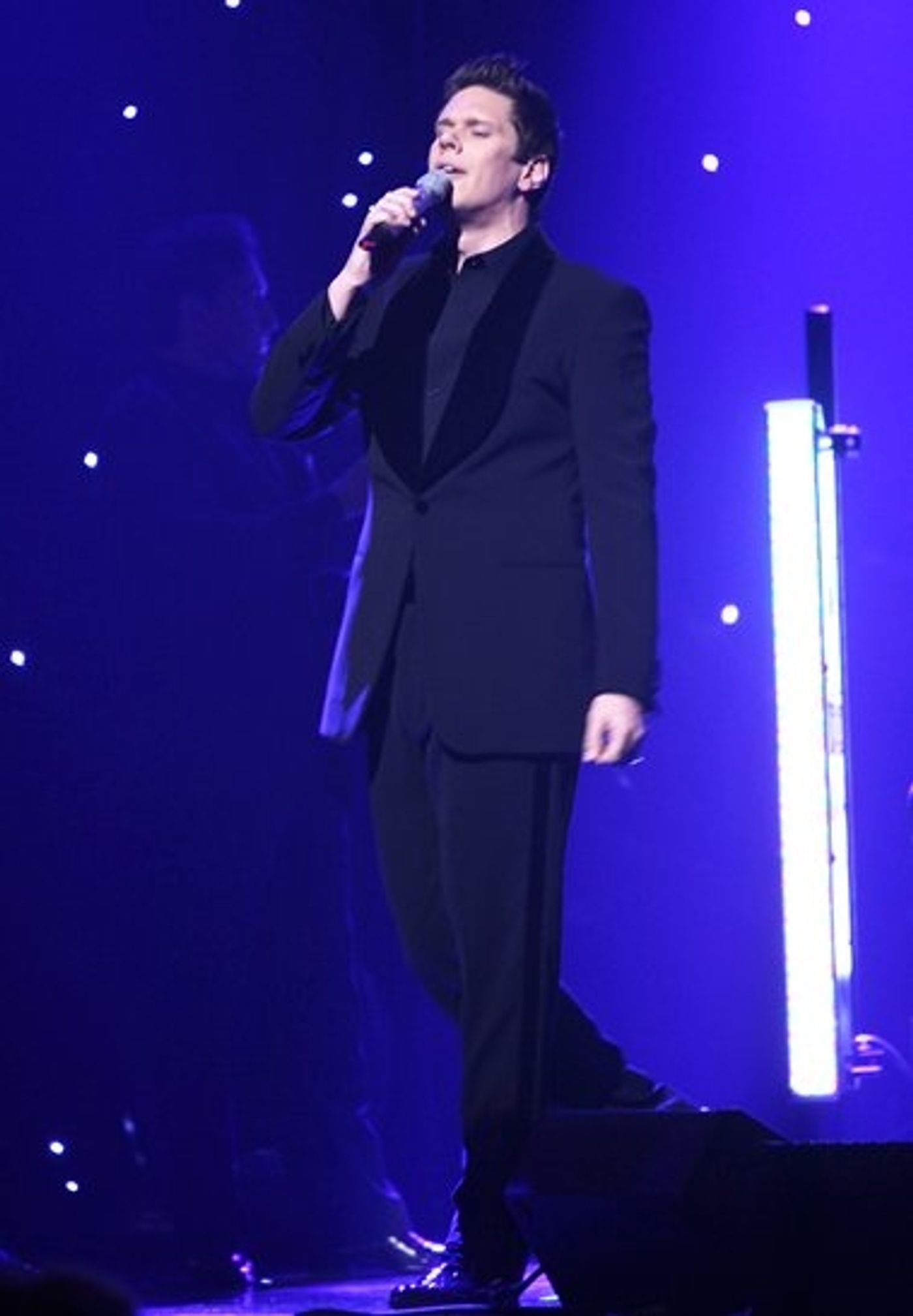 Exclusive Performance Coverage: Il Divo & Kristin Chenoweth Holiday Concert  Image