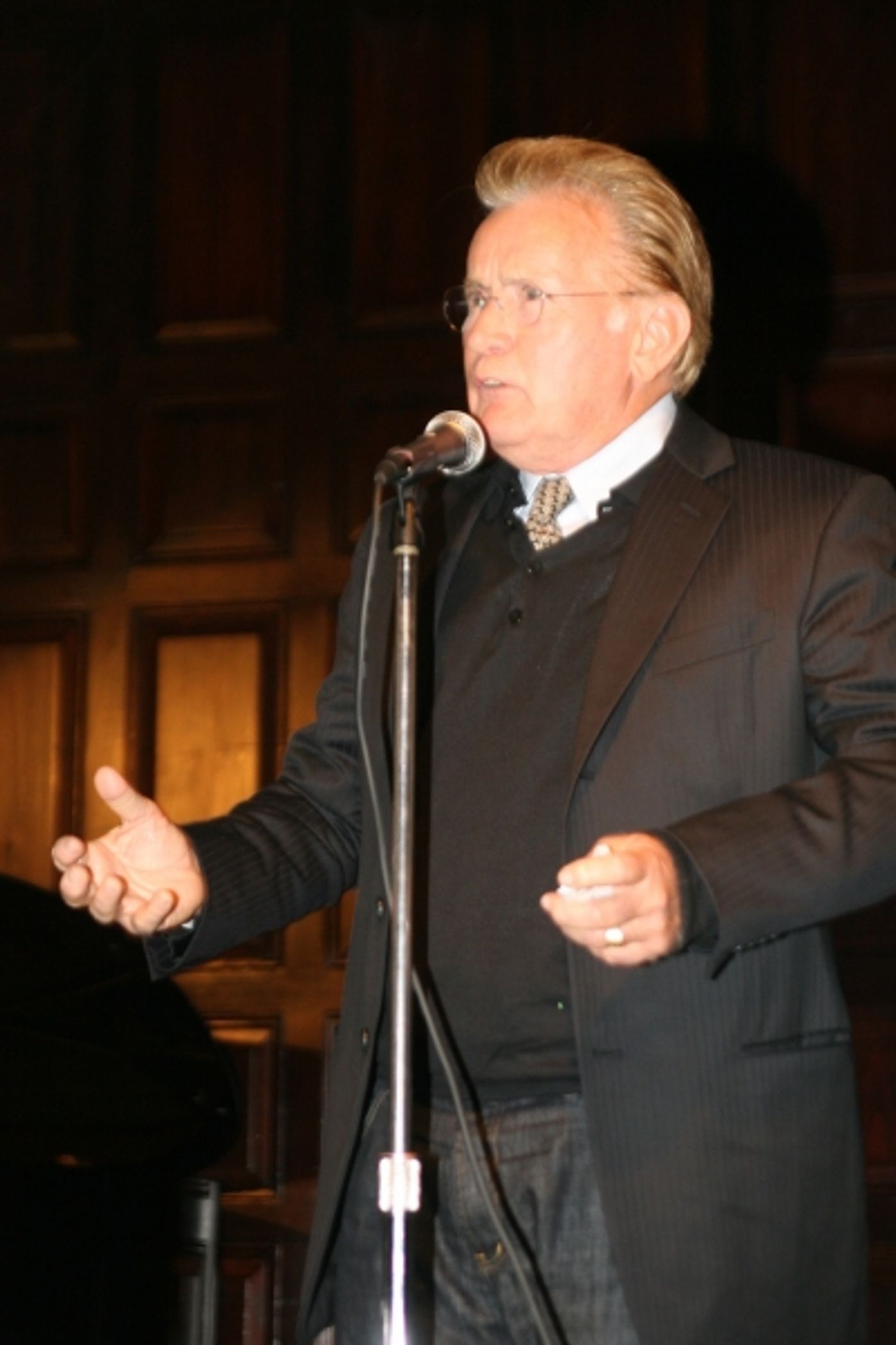 Photo Coverage: Martin Sheen, Olympia Dukakis & More at The Living Theatre Fundraising Gala  Image