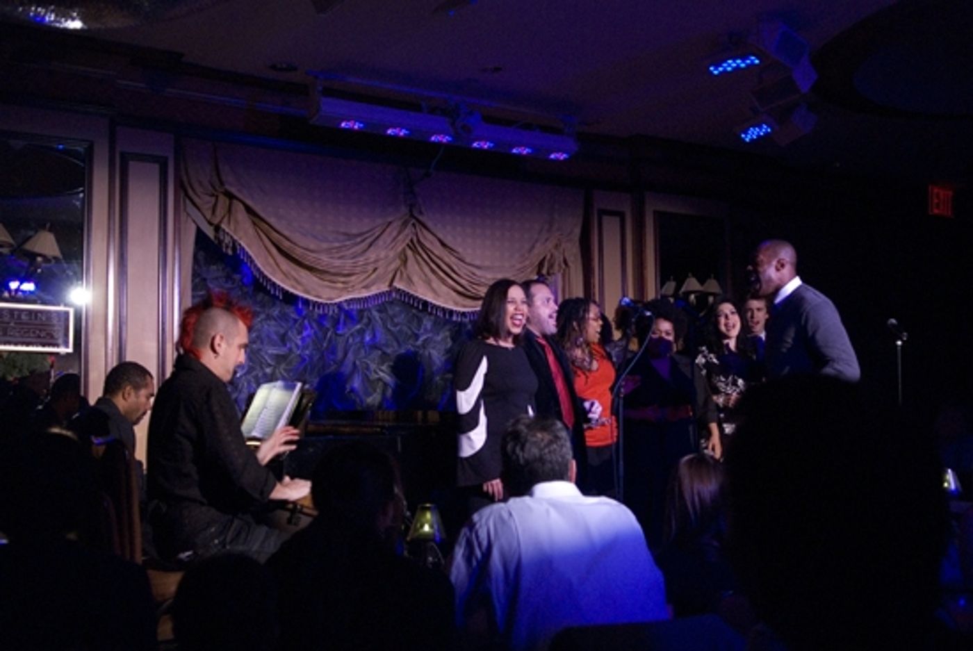 Photos: Mraz & More Sing for True Colors  Image