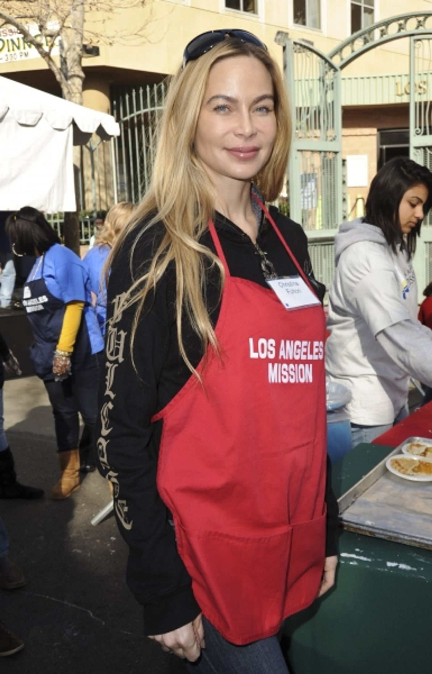 Photo Coverage: Corbin Bleu & More Spend Christmas Eve at the L.A. Mission Photo Coverage: Corbin Bleu & More Spend Christmas Eve at the L.A. Mission Image