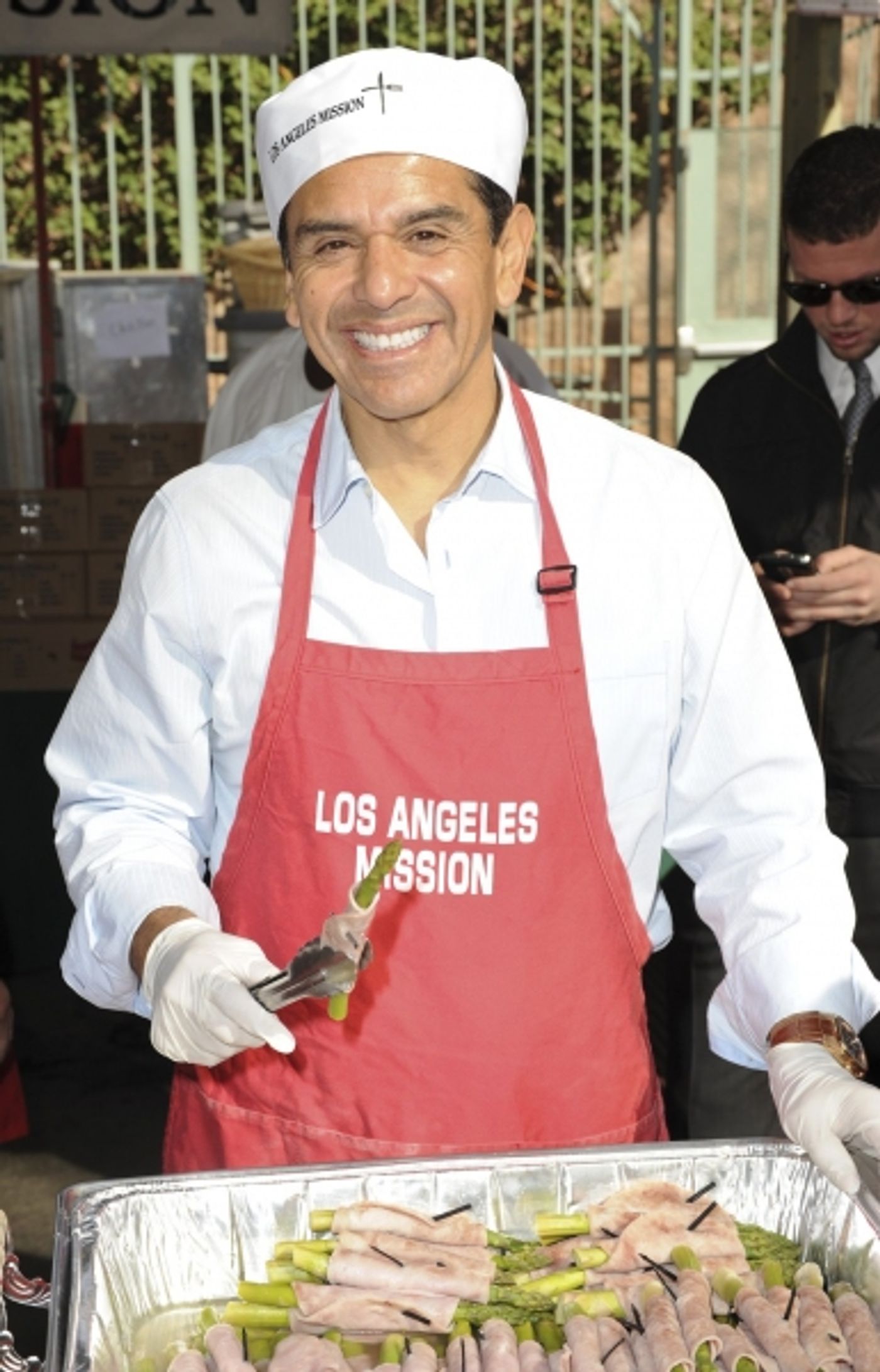 Photo Coverage: Corbin Bleu & More Spend Christmas Eve at the L.A. Mission Photo Coverage: Corbin Bleu & More Spend Christmas Eve at the L.A. Mission Image