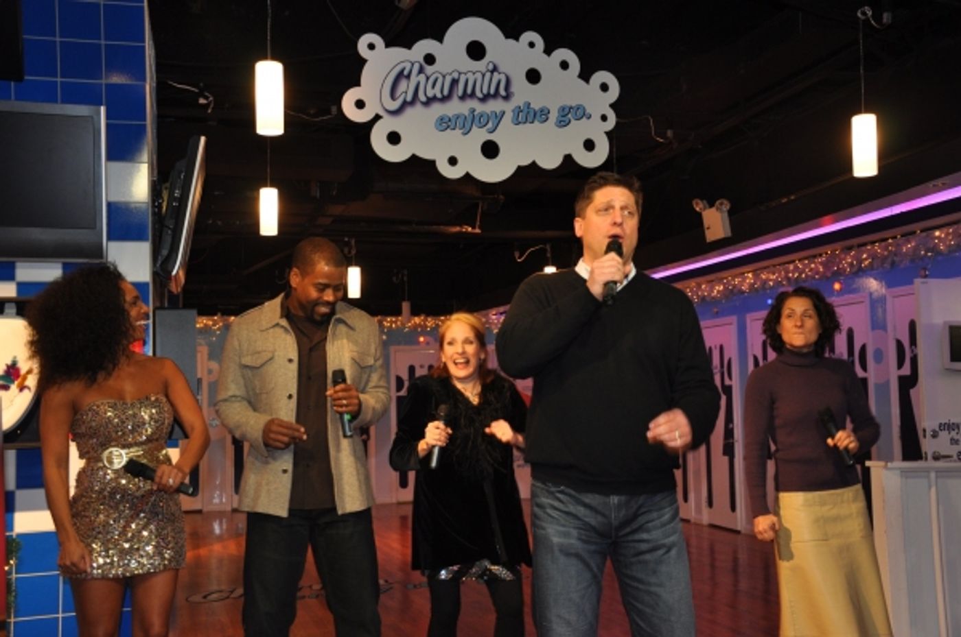 Photos: 'Bathrooms Over Broadway' Benefit  Image